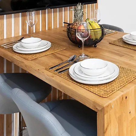 Popular Two Bed In *