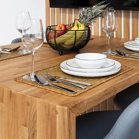 アパート Popular Two Bed In *