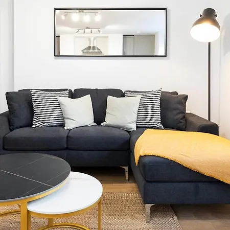 Popular Two Bed In Apartment