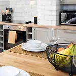 Two Bed In Apartment *