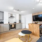 Two Bed In * Leeds (West Yorkshire)