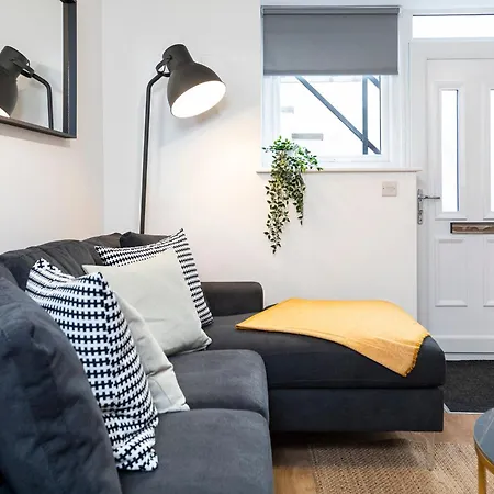 Popular Two Bed In *