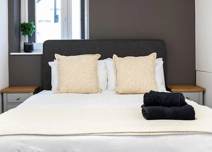 Popular Two Bed In *